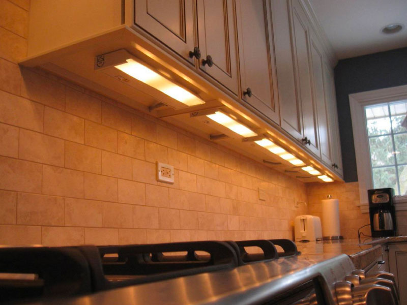 تجهیزات مورد نیاز در نورپردازی کابینت آشپزخانه